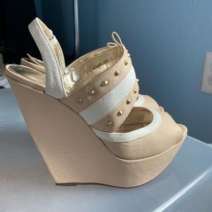 Nude Platform wedges